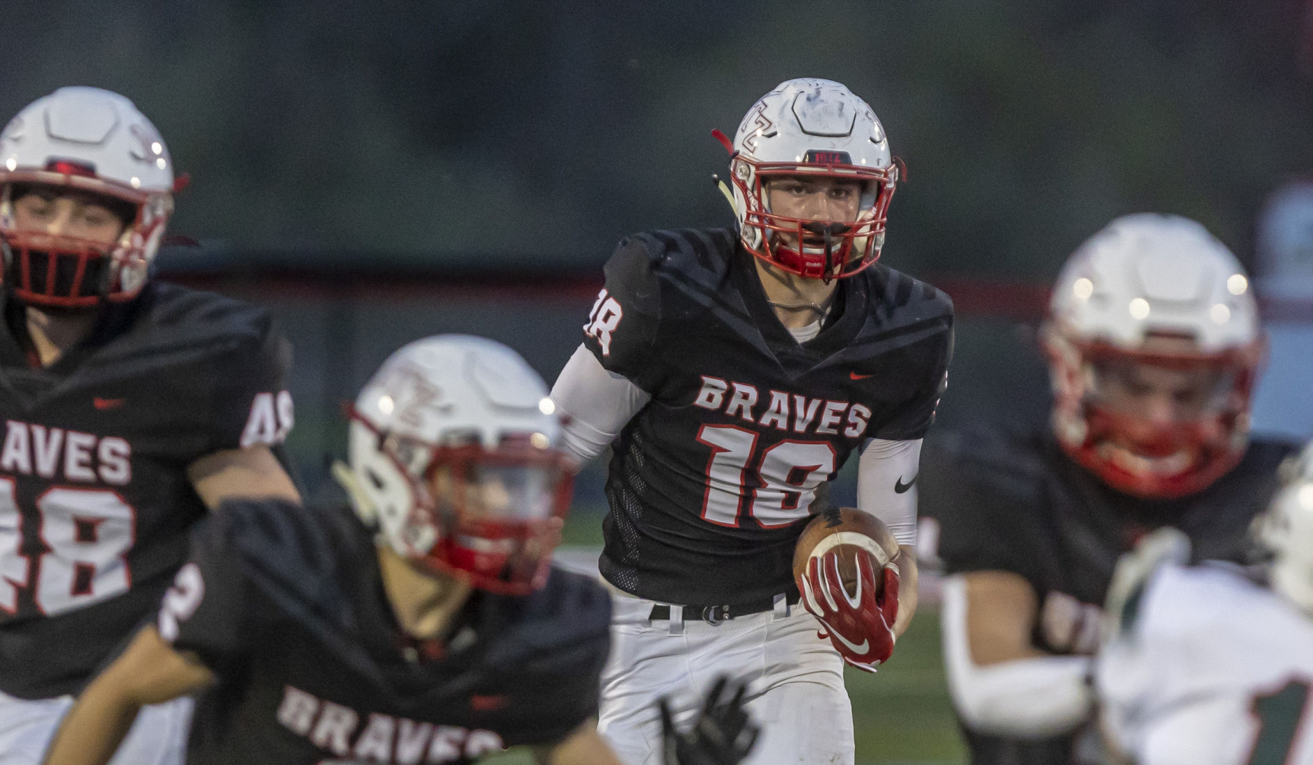 MTZ Lincoln football gallery 37 040921.JPG